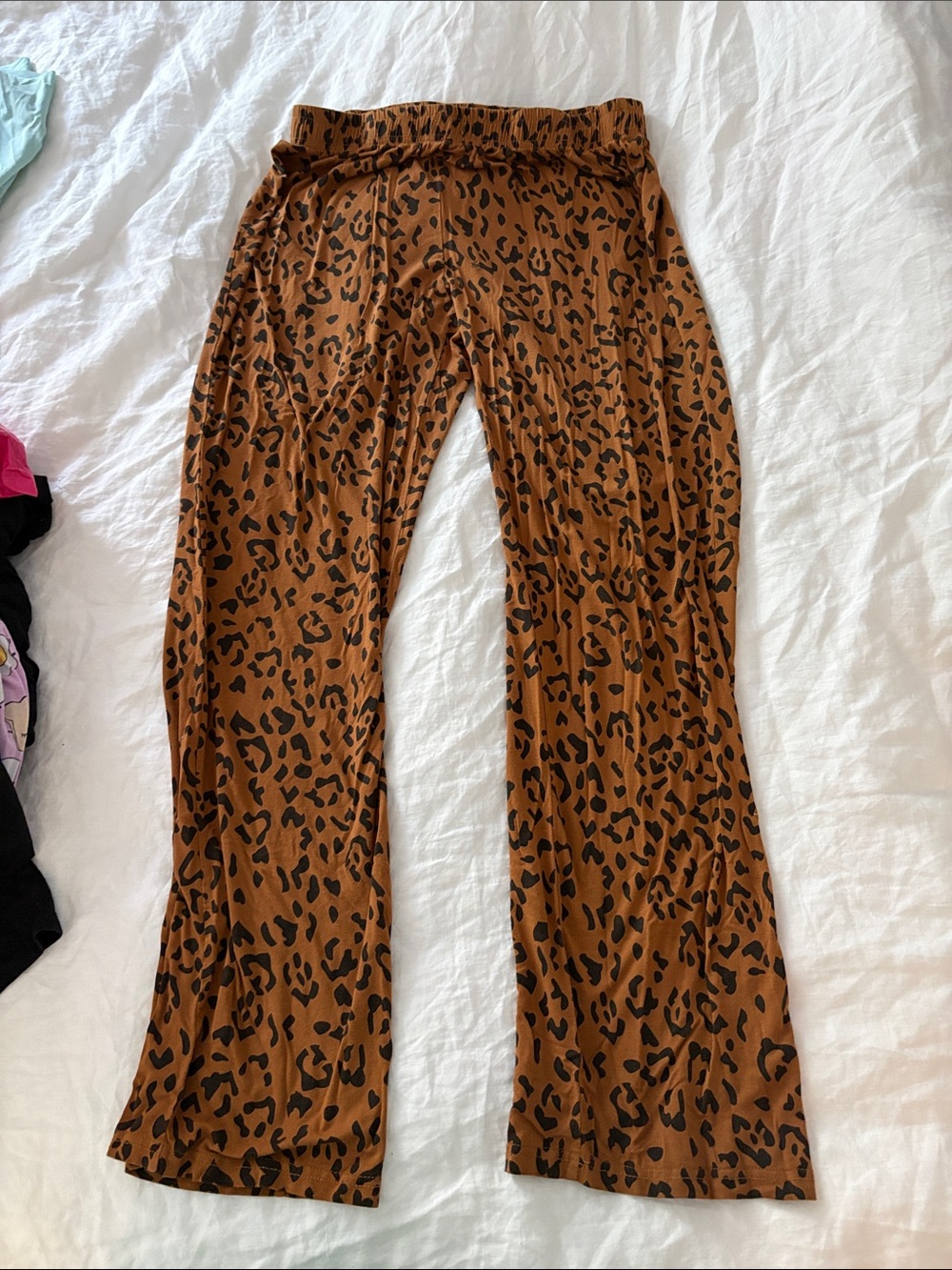 Kyte women's cheetah flowy pajama pants